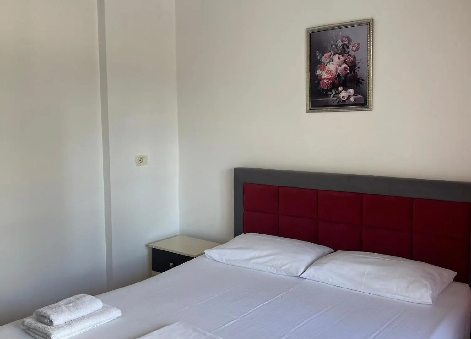Apartments Monika Saranda